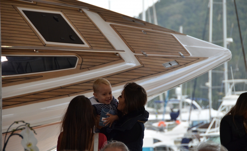 Barcos Intermarine no Salão Náutico em Itajaí