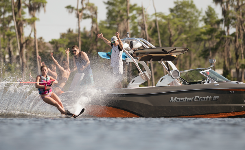 15 Barcos em Nosso Stand