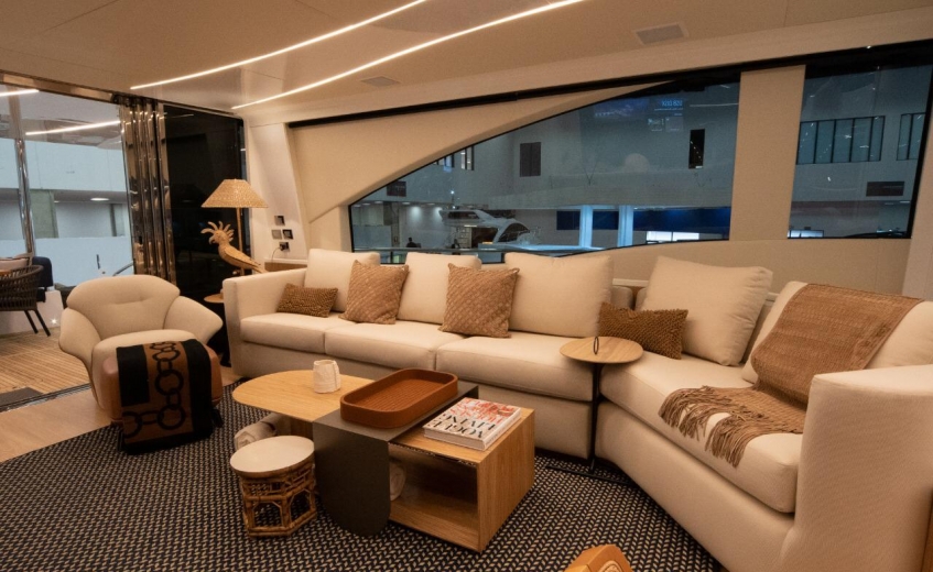 Nova Intermarine 24M é apresentada oficialmente