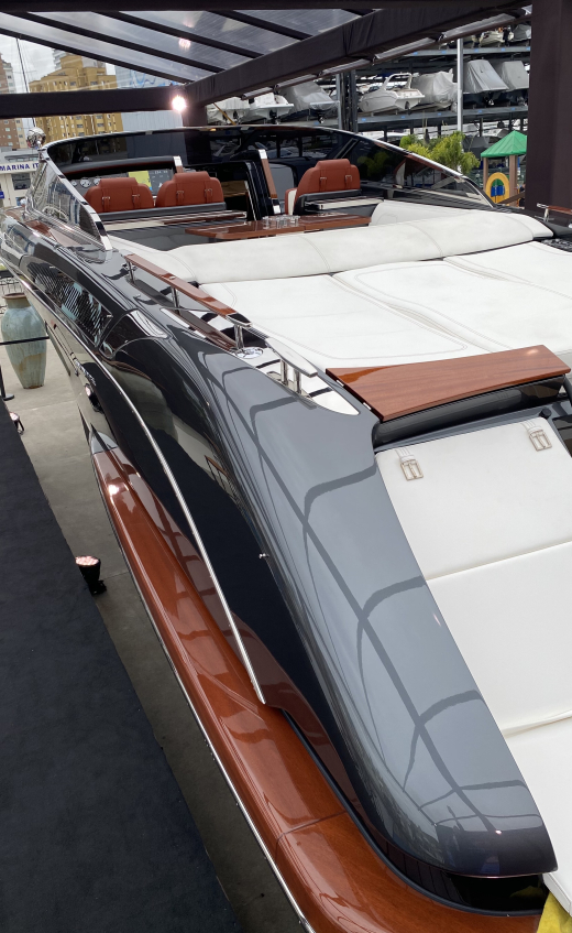 Chegada oficial da Riva Yachts ao Brasil