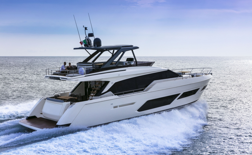 Ferretti Yachts 720