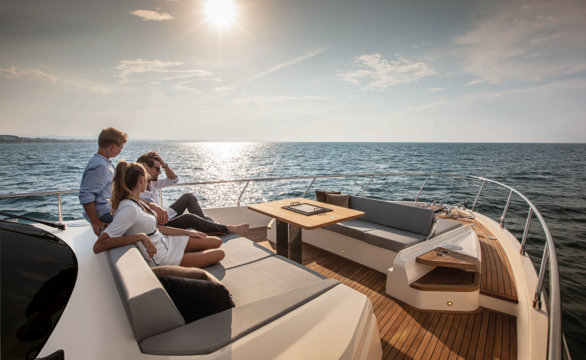 SHOWCASE Ferretti Yachts 720