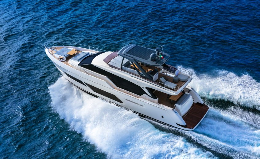 SHOWCASE Ferretti Yachts 720